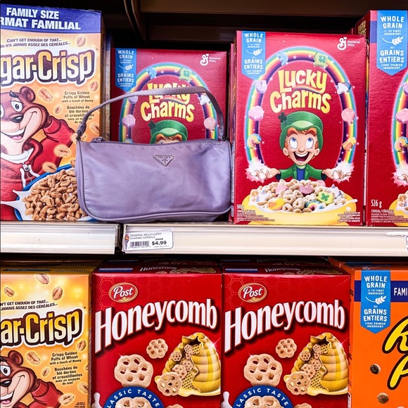 SOLD π Prada Tessuto Nylon Pochette π - Picture 14 of 17